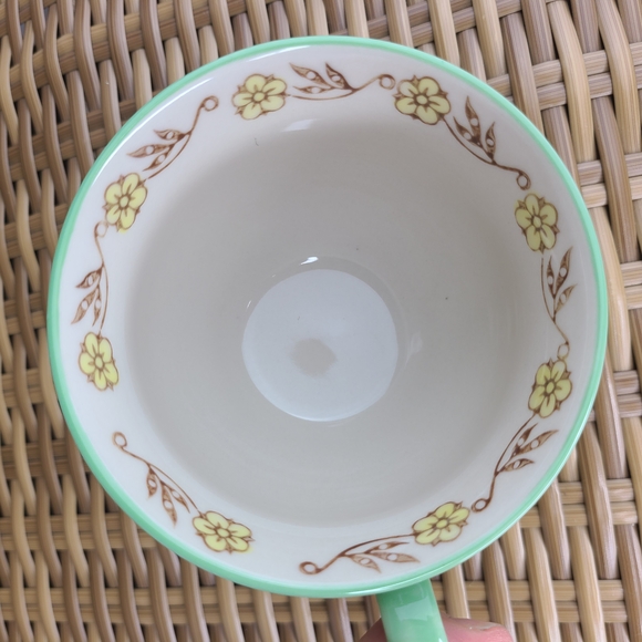 Yokohama Studio Footed Cup Floral Mug Pineapple Green Yellow Hand Painted - Picture 10 of 13